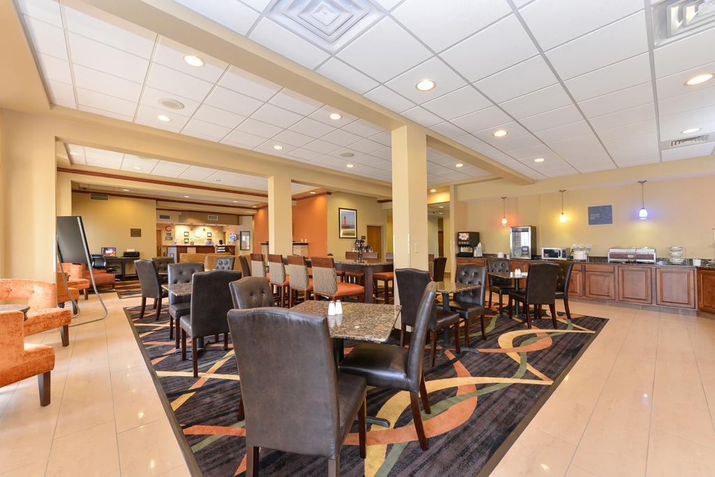 Comfort Inn & Suites Kenosha-Pleasant Prairie Bagian luar foto
