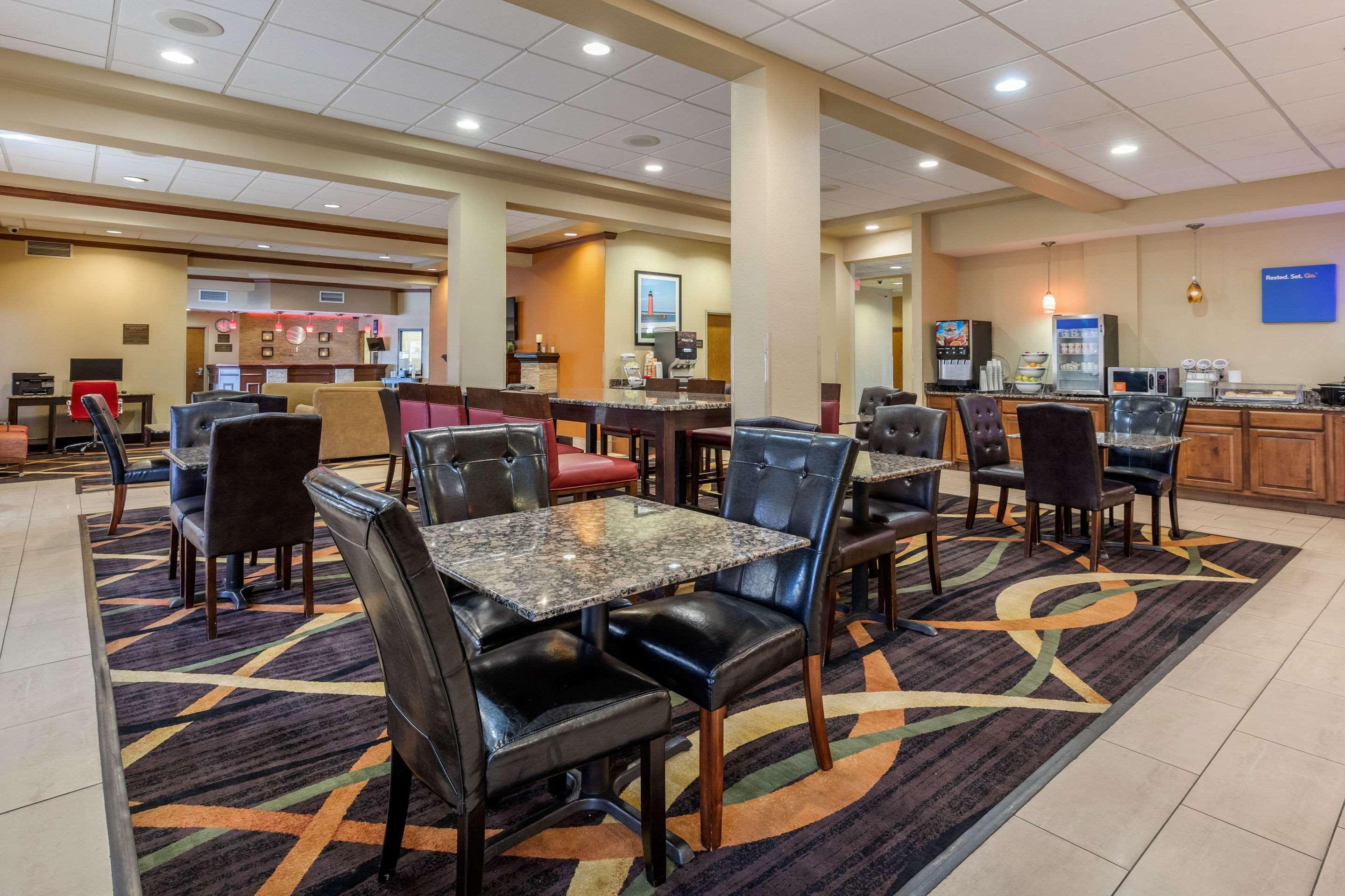 Comfort Inn & Suites Kenosha-Pleasant Prairie Bagian luar foto