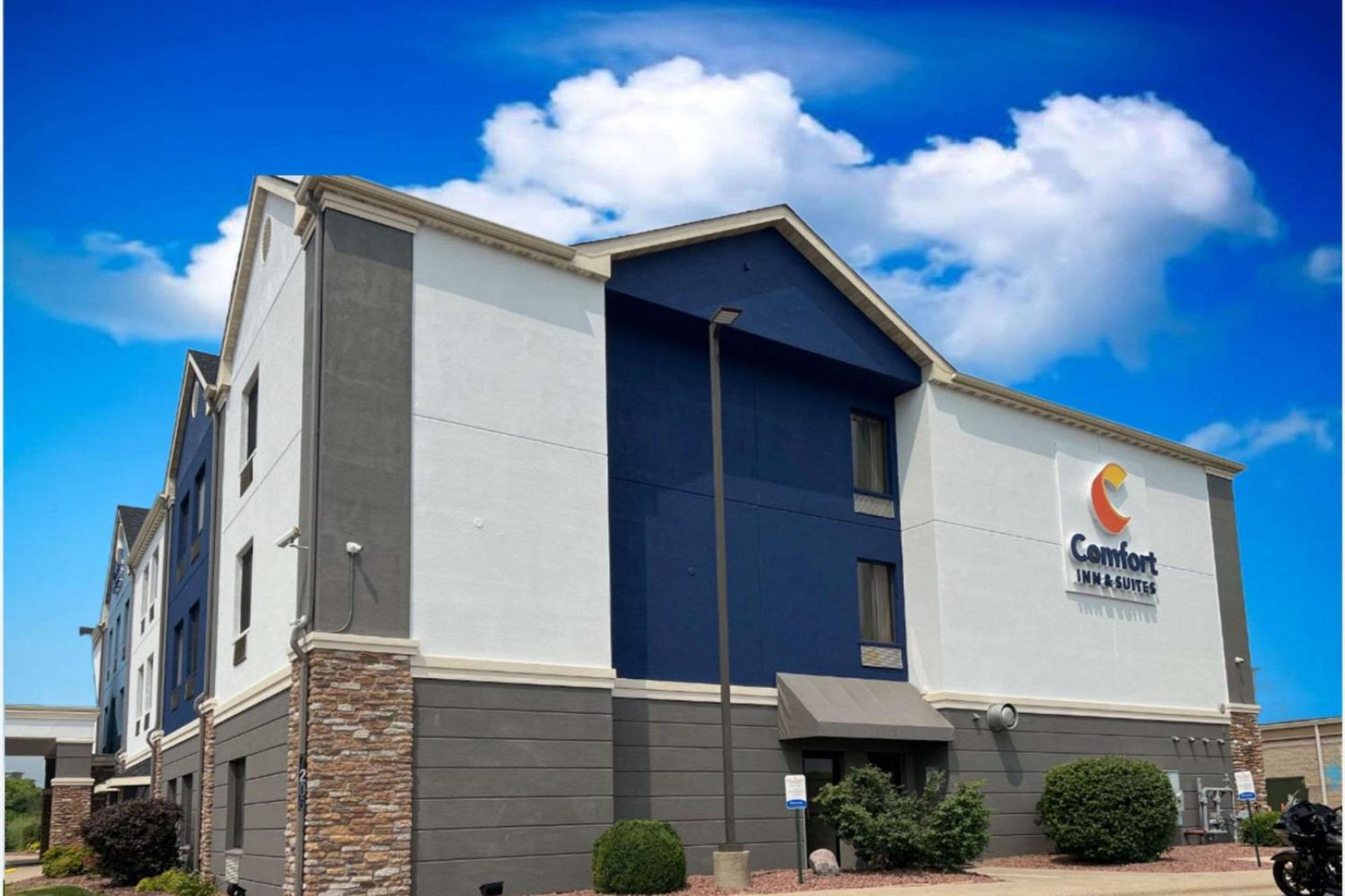Comfort Inn & Suites Kenosha-Pleasant Prairie Bagian luar foto