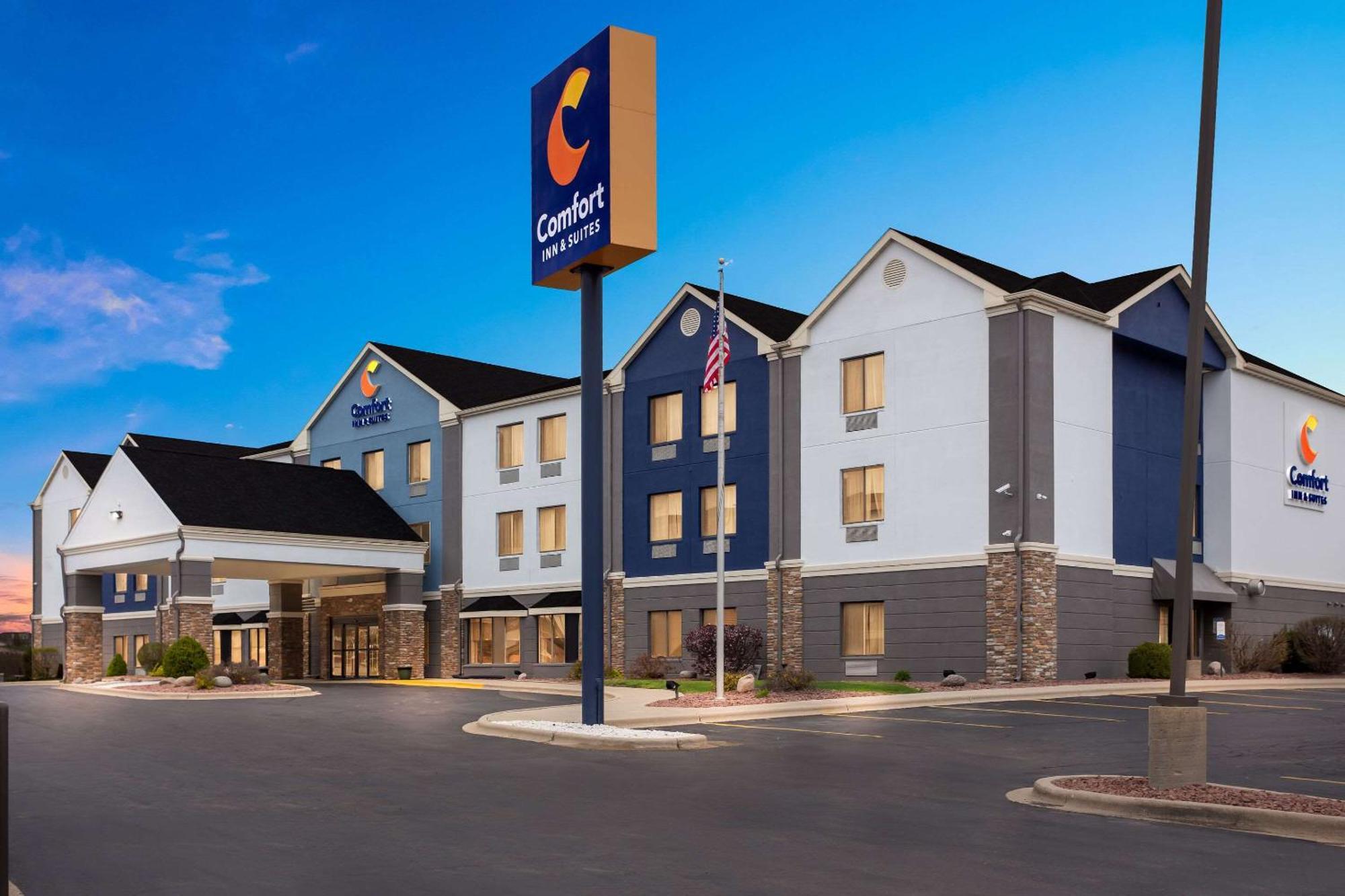 Comfort Inn & Suites Kenosha-Pleasant Prairie Bagian luar foto