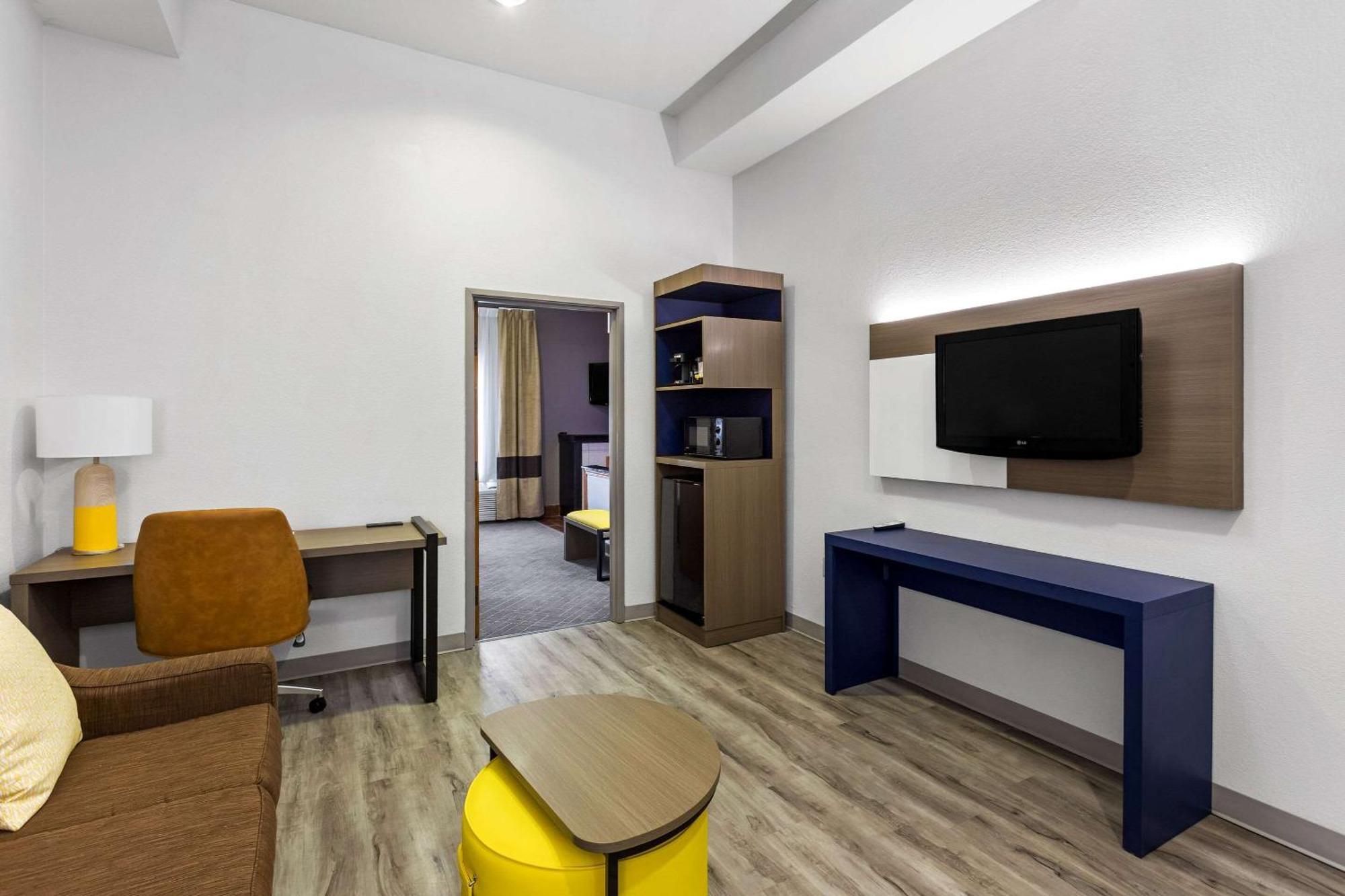 Comfort Inn & Suites Kenosha-Pleasant Prairie Bagian luar foto
