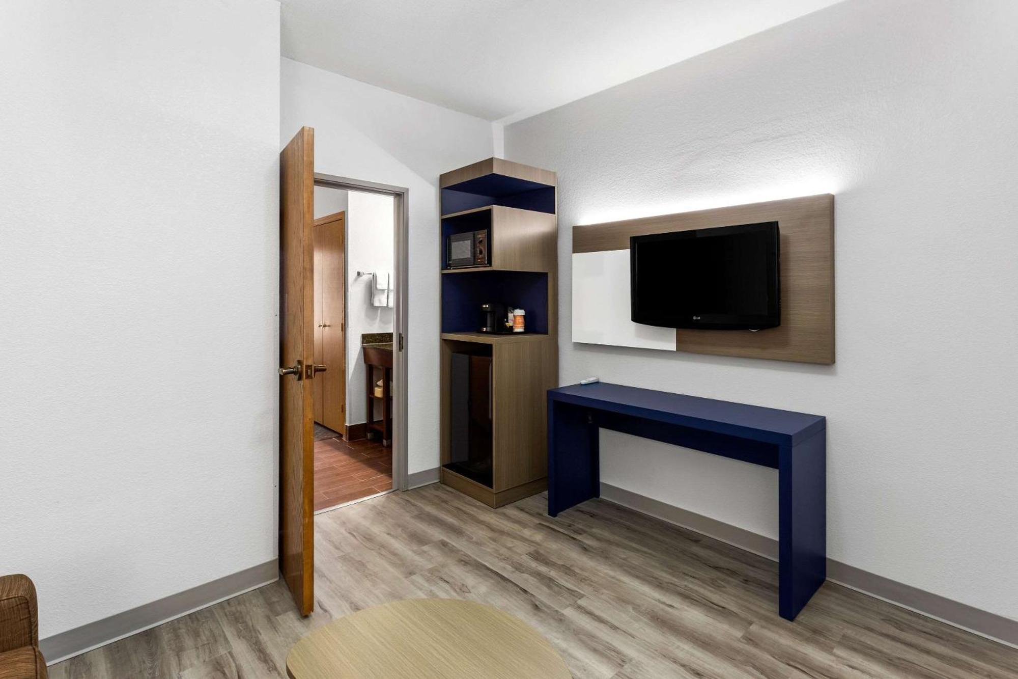 Comfort Inn & Suites Kenosha-Pleasant Prairie Bagian luar foto